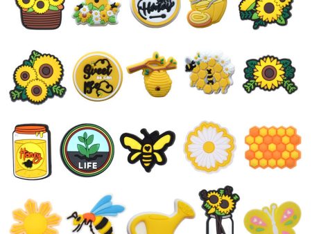 Wholesale 100PCS PVC Cartoon Sunflower Bee DIY Shoe Buckle For Discount