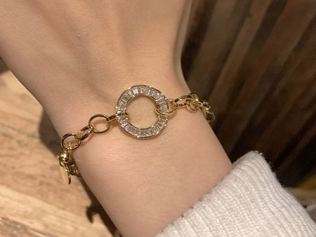 Wholesale Zircon Circle Medal Alloy Bracelet Fashion